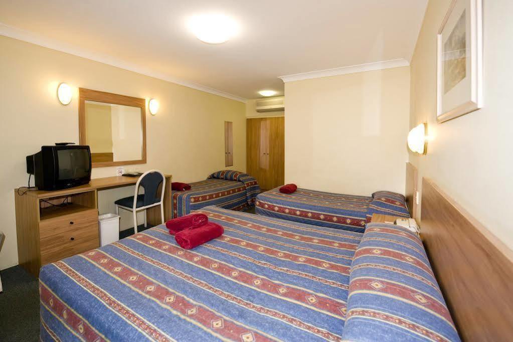 Colonial Court Motor Inn Kempsey Exterior photo